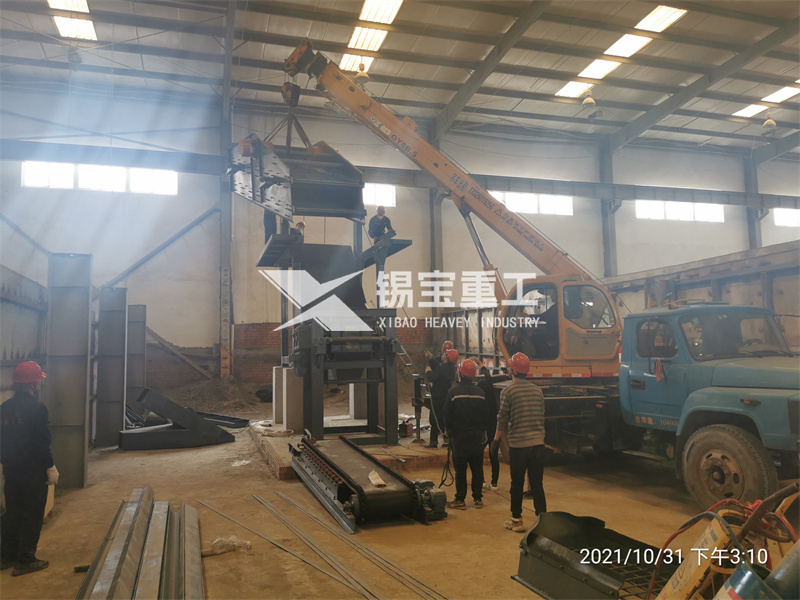 銑刨料破碎機(jī)和篩分設(shè)備 銑刨料破碎機(jī)和篩分設(shè)備