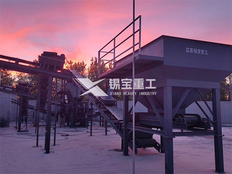 瀝青舊料破碎篩分設(shè)備2 瀝青舊料破碎篩分設(shè)備2