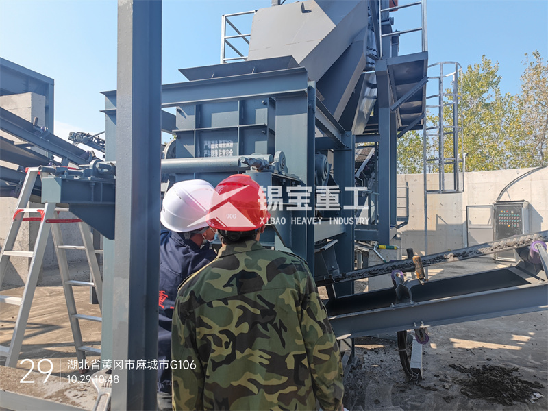 銑刨料破碎篩分設(shè)備2 銑刨料破碎篩分設(shè)備2